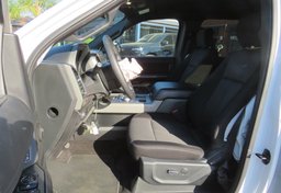 2018 Ford Expedition - Thumbnail 21