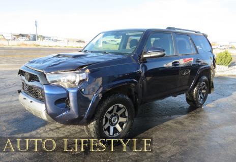 Picture of 2019 Toyota 4Runner