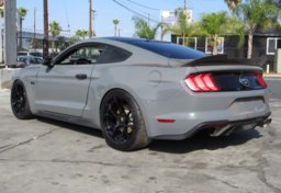2019 Ford Mustang - Thumbnail 8