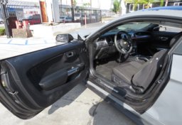 2019 Ford Mustang - Thumbnail 18