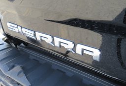 2018 GMC Sierra 1500 - Thumbnail 24