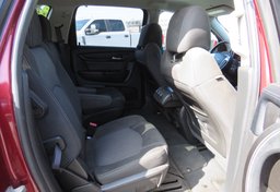 2017 Chevrolet Traverse - Thumbnail 33