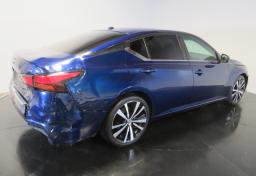 2020 Nissan Altima - Thumbnail 8