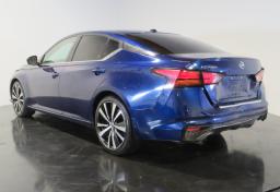 2020 Nissan Altima - Thumbnail 9