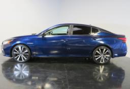 2020 Nissan Altima - Thumbnail 5