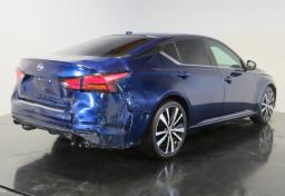 2020 Nissan Altima - Thumbnail 10