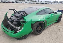 2022 Porsche 911 - Thumbnail 3