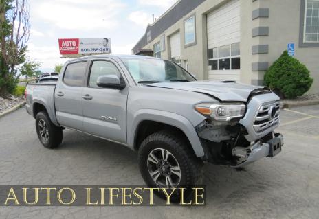 Picture of 2018 Toyota Tacoma