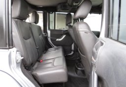 2014 Jeep Wrangler Unlimited - Thumbnail 25