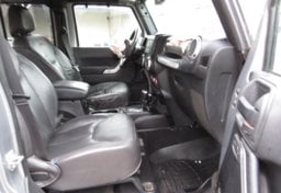 2014 Jeep Wrangler Unlimited - Thumbnail 21