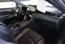 2021 Toyota Venza - Thumbnail 25