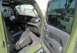 2021 Jeep Wrangler - Thumbnail 21