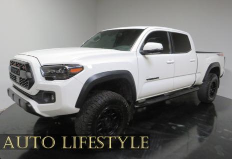 Picture of 2020 Toyota Tacoma