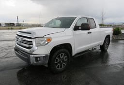 2017 Toyota Tundra 4WD - Thumbnail 3