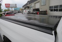 2017 Toyota Tundra 4WD - Thumbnail 18