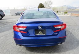 2018 Honda Accord Sedan - Thumbnail 11