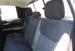 2015 Toyota Tundra 4WD Truck - Thumbnail 29