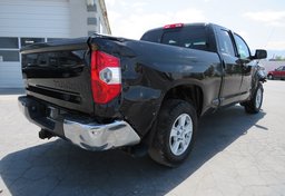 2015 Toyota Tundra 4WD Truck - Thumbnail 7