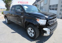 2015 Toyota Tundra 4WD Truck - Thumbnail 4
