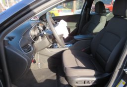 2020 Chevrolet Malibu - Thumbnail 23