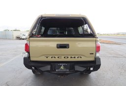 2020 Toyota Tacoma 4WD - Thumbnail 11