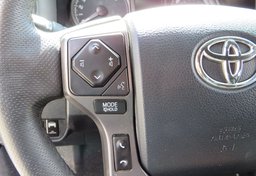 2020 Toyota Tacoma 4WD - Thumbnail 31