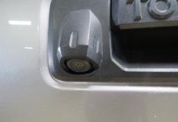 2016 Toyota Tacoma - Thumbnail 18