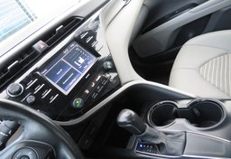 2020 Toyota Camry - Thumbnail 35