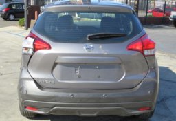 2020 Nissan Kicks - Thumbnail 10