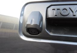 2021 Toyota Tacoma - Thumbnail 19