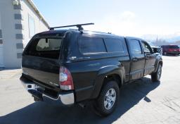 2015 Toyota Tacoma - Thumbnail 6