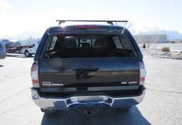 2015 Toyota Tacoma - Thumbnail 11