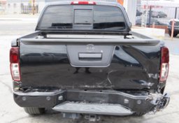 2018 Nissan Frontier - Thumbnail 10