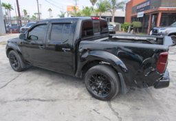 2018 Nissan Frontier - Thumbnail 5