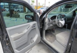 2018 Nissan Frontier - Thumbnail 19