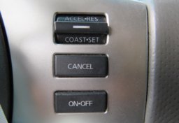 2018 Nissan Frontier - Thumbnail 33