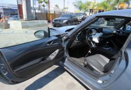 2020 Mazda MX-5 Miata RF - Thumbnail 24