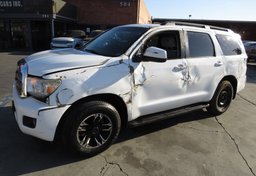 2014 Toyota Sequoia - Thumbnail 2