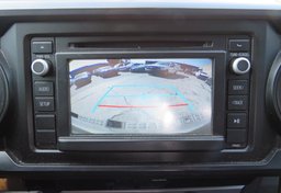 2018 Toyota Tacoma - Thumbnail 30