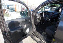 2017 Toyota Tacoma - Thumbnail 21