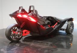 2016 Polaris SLINGSHOT - Thumbnail 9