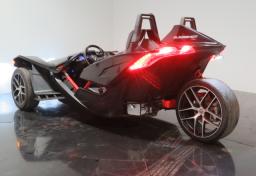 2016 Polaris SLINGSHOT - Thumbnail 12