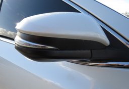 2016 Toyota Highlander - Thumbnail 17