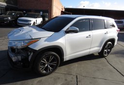 2016 Toyota Highlander - Thumbnail 2