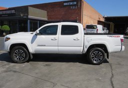 2020 Toyota Tacoma 4WD - Thumbnail 5