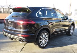 2015 Porsche Cayenne - Thumbnail 7