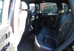 2015 Porsche Cayenne - Thumbnail 30