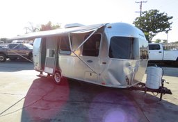 2016 Airstream Sport 22FB - Thumbnail 3