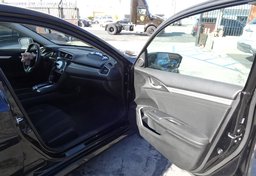 2018 Honda Civic Sedan - Thumbnail 19