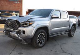 2020 Toyota Tacoma 4WD - Thumbnail 3